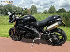 Triumph Speed Triple   1050 94 Edition 2016 occasion – foto 9 van 23