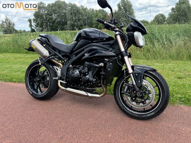 triumph - speed-triple-special-edition