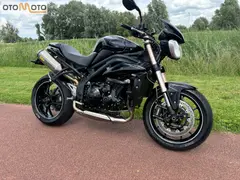 Triumph Speed Triple   1050 94 Edition 2016 occasion – foto 21 van 23