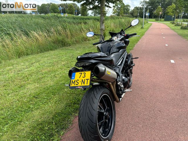 triumph - speed-triple-special-edition