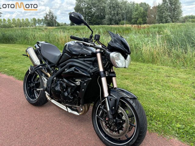 triumph - speed-triple-special-edition