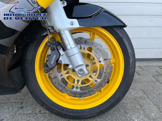 honda - cbr-900-rr-fireblade