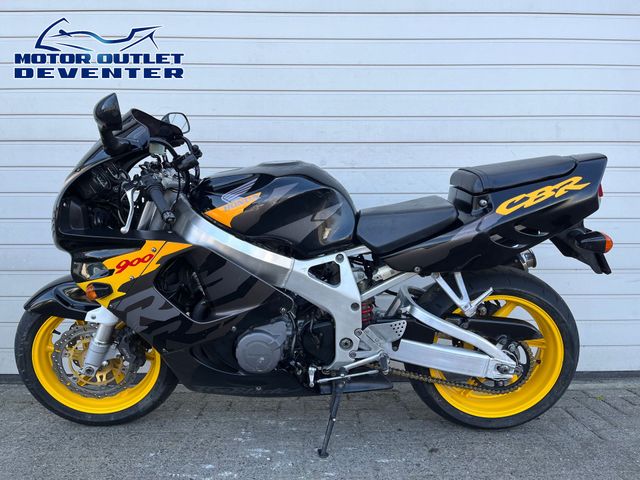 honda - cbr-900-rr-fireblade
