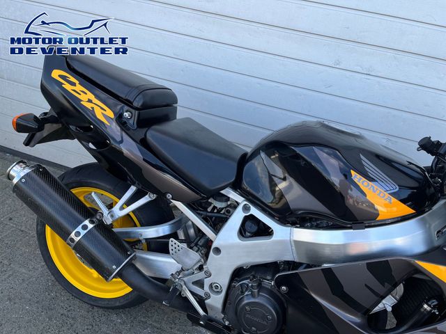 honda - cbr-900-rr-fireblade