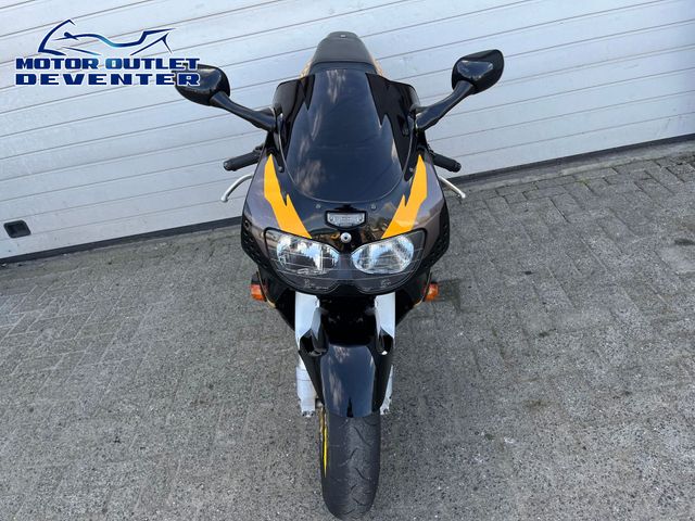 honda - cbr-900-rr-fireblade
