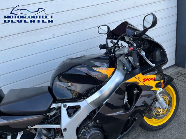 honda - cbr-900-rr-fireblade