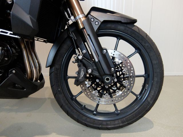 triumph - tiger-explorer