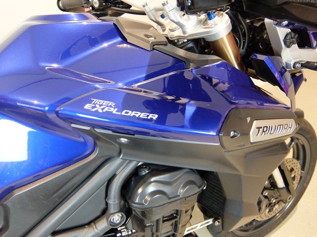 triumph - tiger-explorer