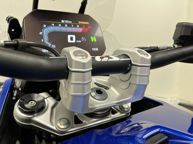 bmw - r-1300-gs-adventure-trophy