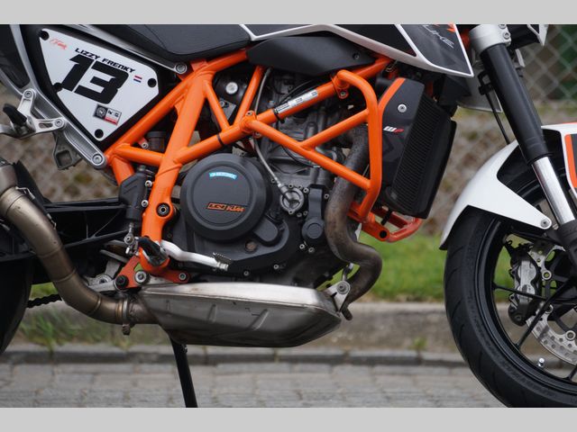 ktm - 690-duke