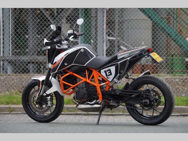 ktm - 690-duke