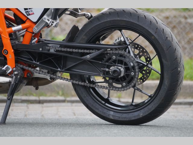 ktm - 690-duke