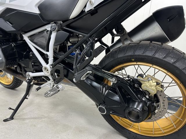 bmw - r-1250-gs-hp