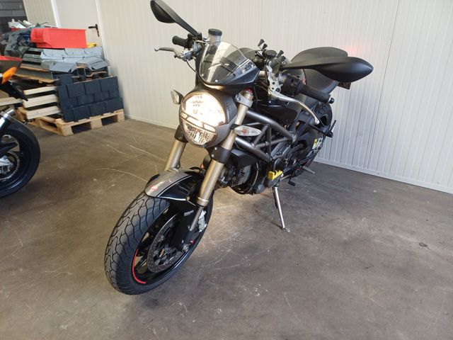 ducati - m-1100-evo