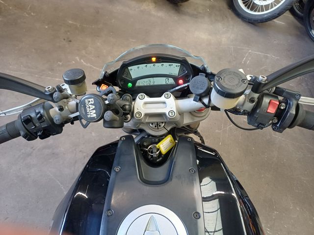 ducati - m-1100-evo