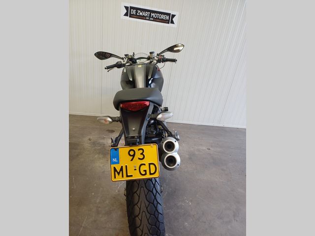 ducati - m-1100-evo