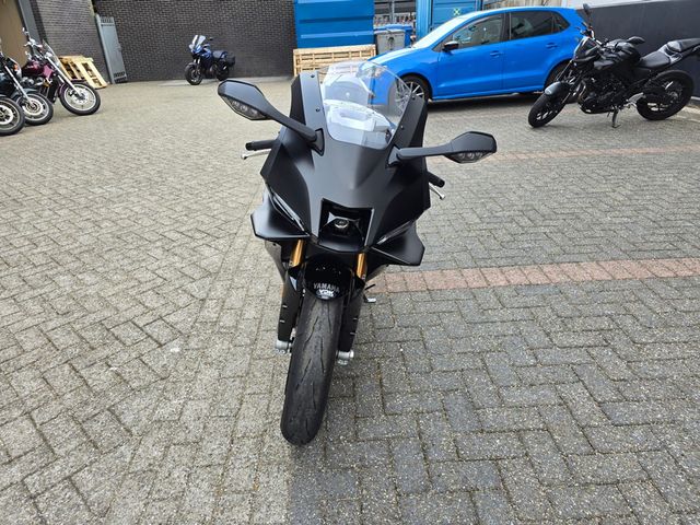 yamaha - yzf-r9