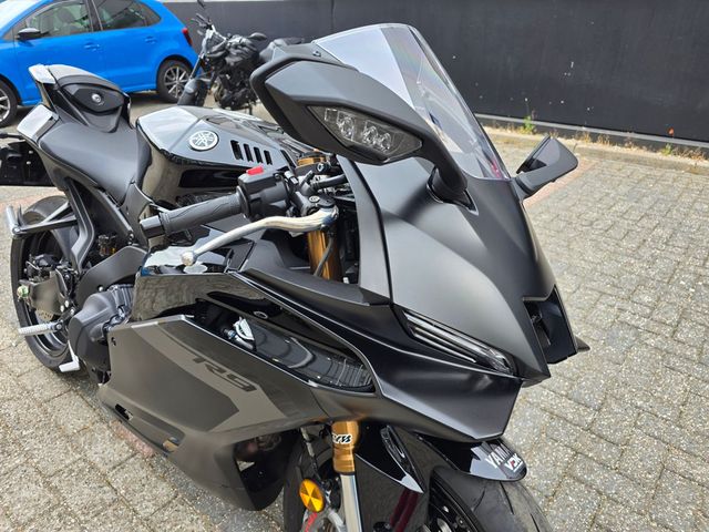 yamaha - yzf-r9