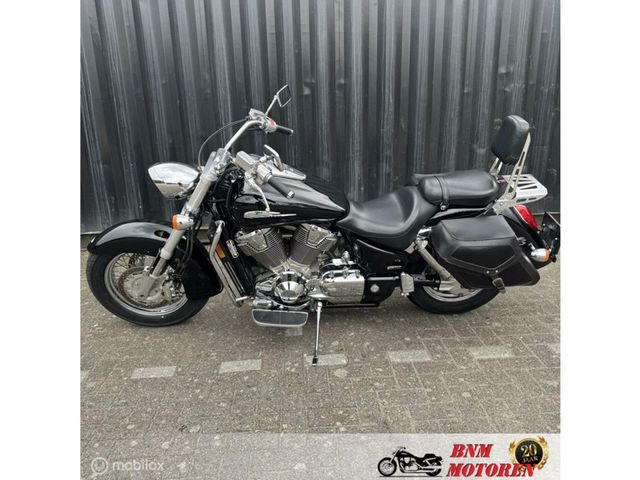 honda - vtx-1800