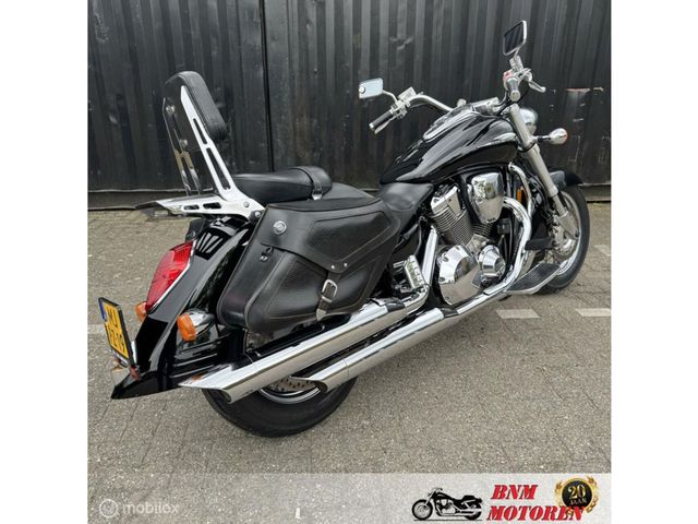 honda - vtx-1800