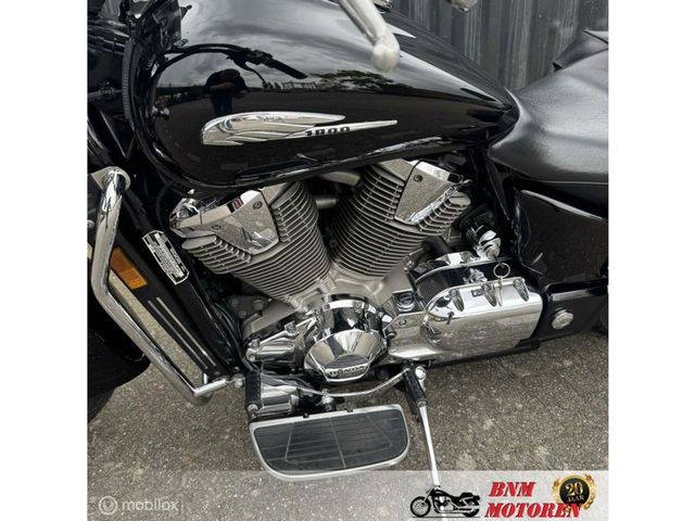 honda - vtx-1800