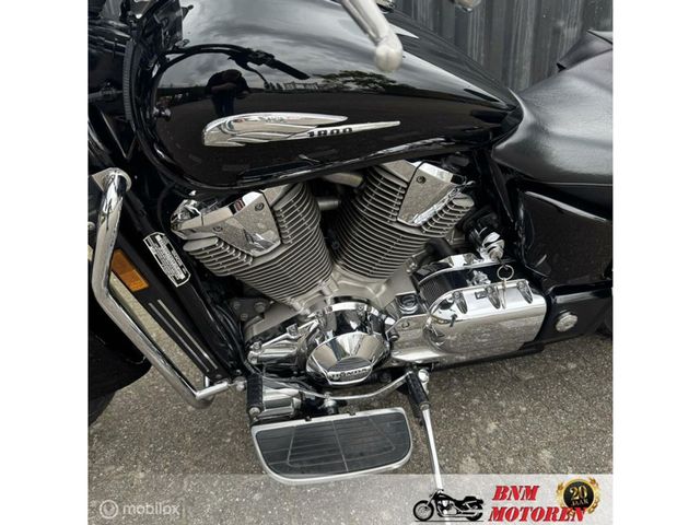 honda - vtx-1800