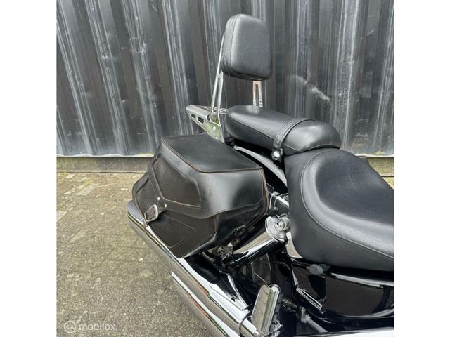 honda - vtx-1800