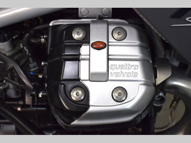 moto-guzzi - stelvio-1200-4v