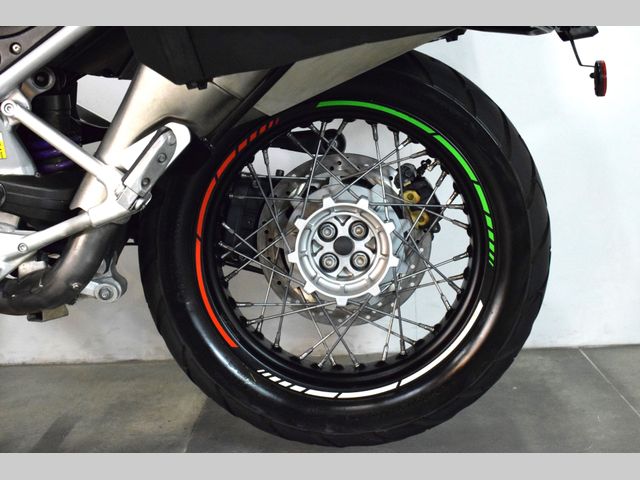 moto-guzzi - stelvio-1200-4v