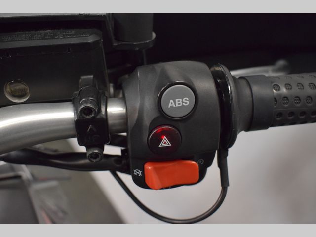 moto-guzzi - stelvio-1200-4v
