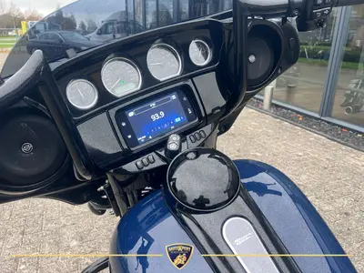 HARLEY-DAVIDSON STREET GLIDE SPECIAL FLHXS – foto 3