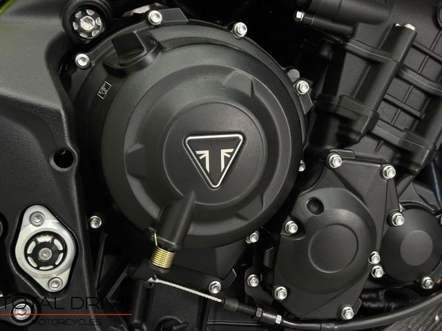 triumph - street-triple-765-moto2