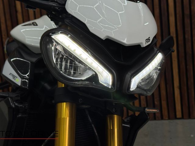triumph - street-triple-765-moto2
