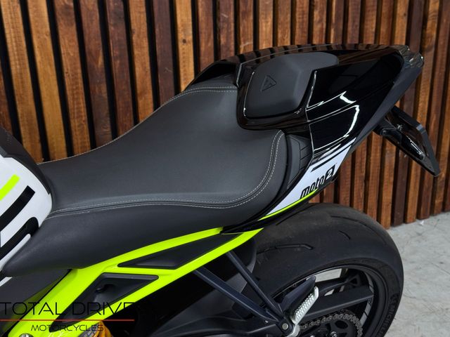 triumph - street-triple-765-moto2
