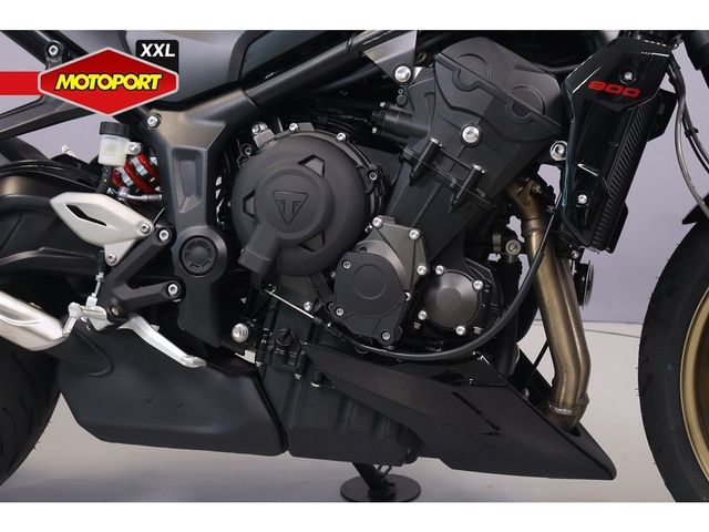 triumph - trident-800