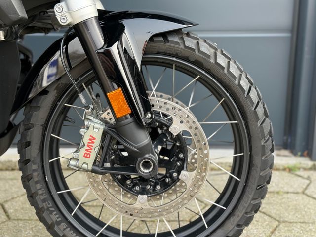 bmw - r-1300-gs-adventure-trophy