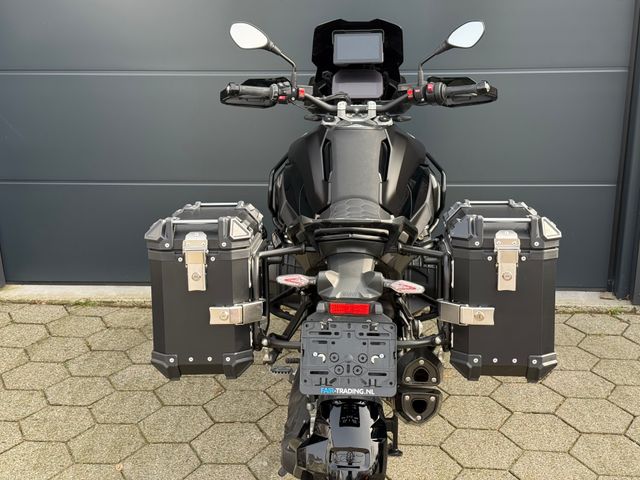 bmw - r-1300-gs-adventure-trophy