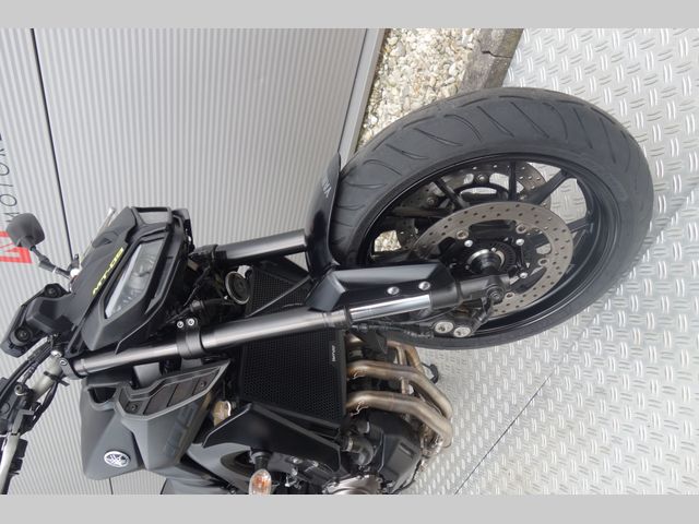 yamaha - mt-09-abs