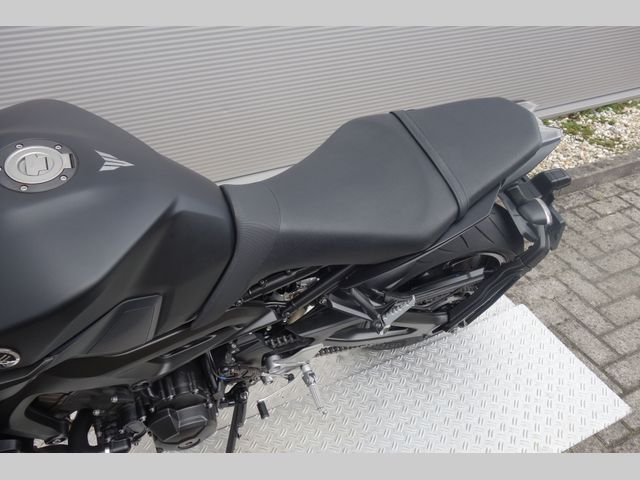 yamaha - mt-09-abs