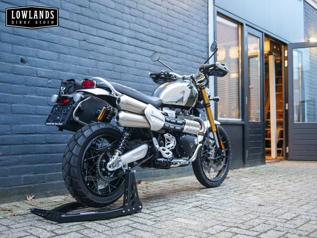 triumph - scrambler-1200-xe-chrome-edition