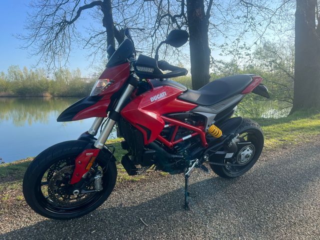 ducati - hypermotard-939