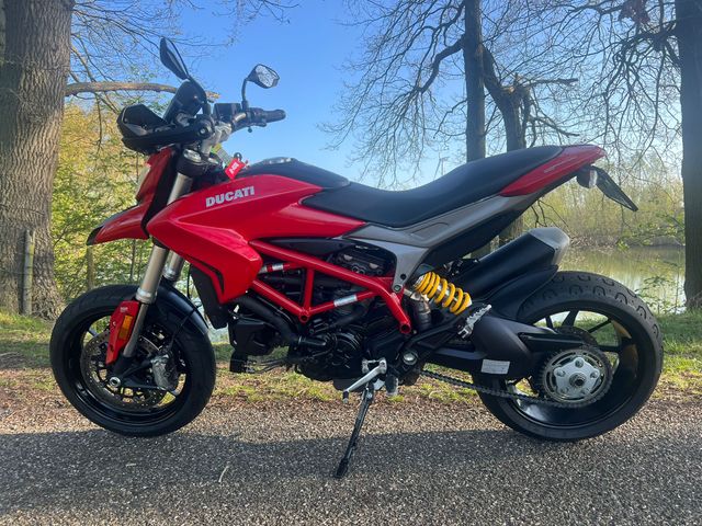 ducati - hypermotard-939