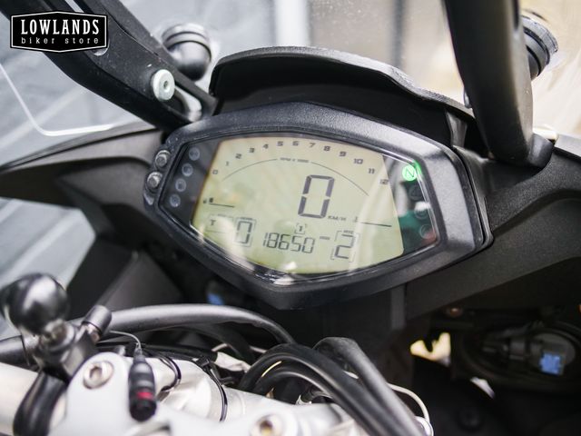 aprilia - caponord-1200