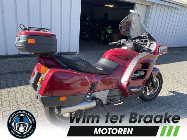 honda - st-1100-pan-european