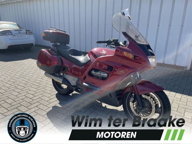honda - st-1100-pan-european