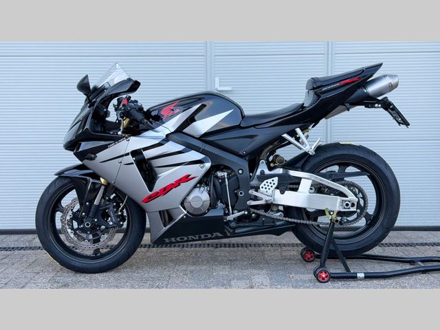honda - cbr-600-rr