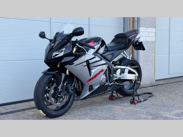 honda - cbr-600-rr