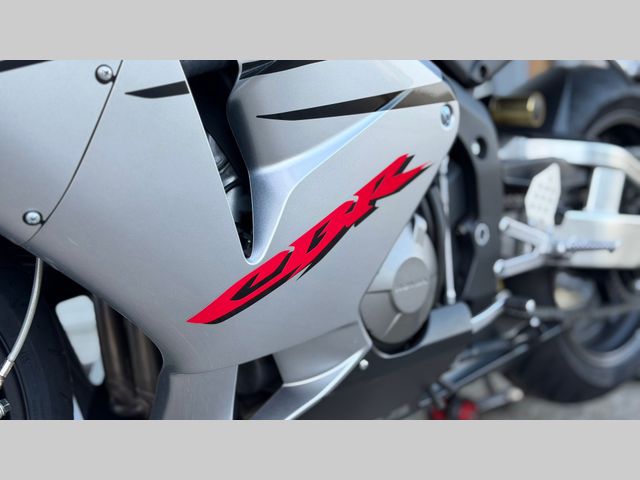 honda - cbr-600-rr