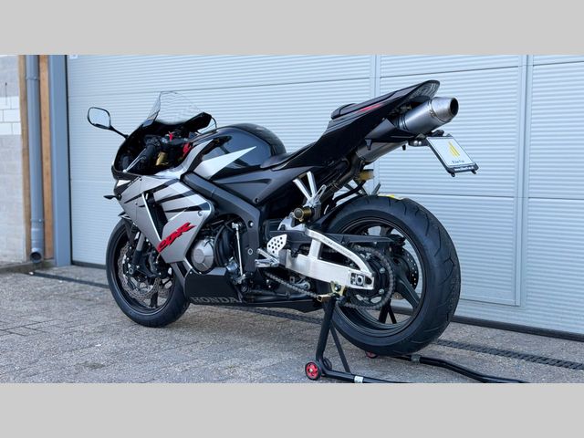 honda - cbr-600-rr