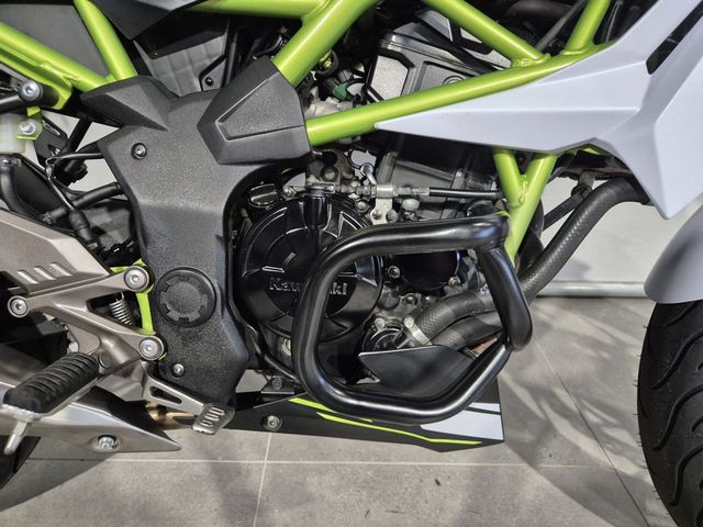 kawasaki - z125